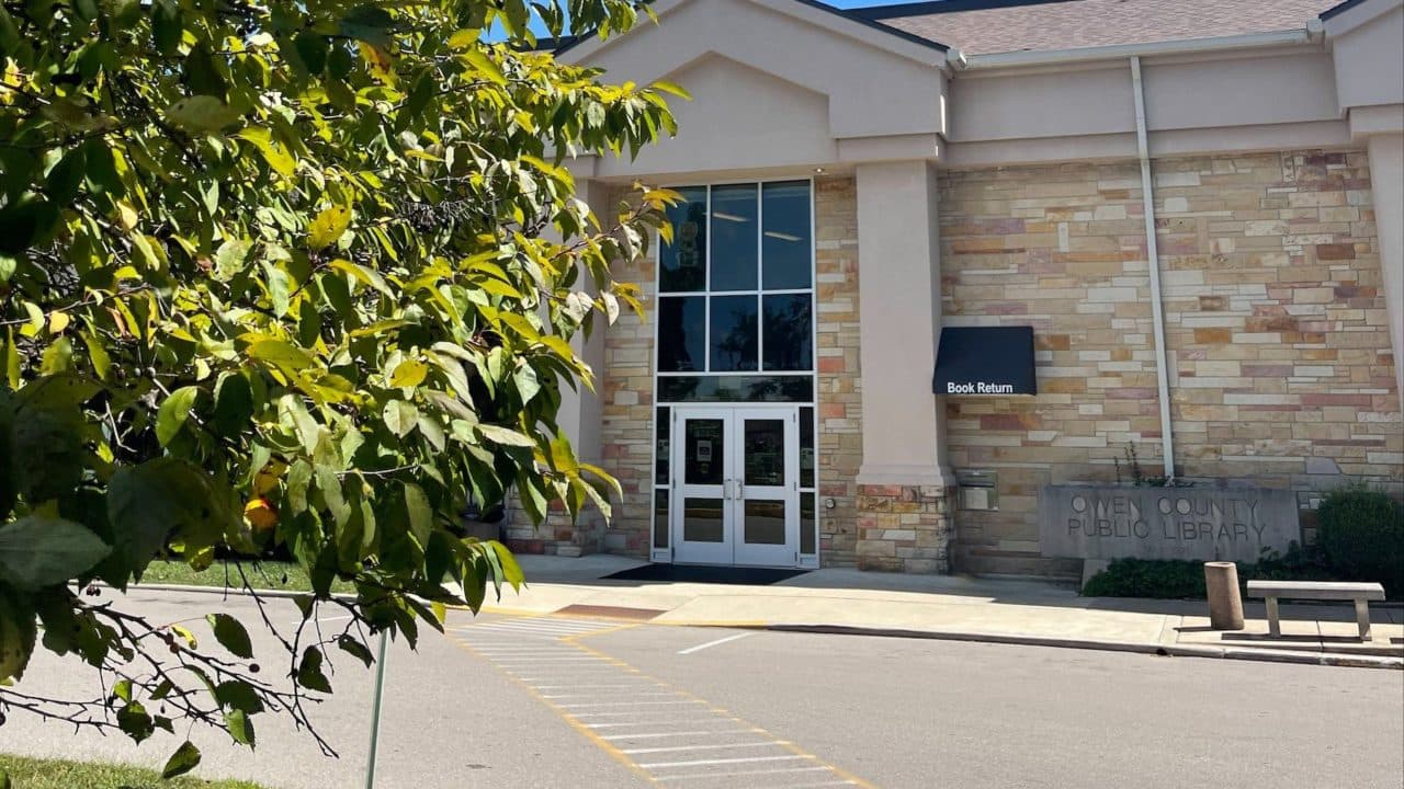 The Owen County Public Library building at 10 South Montgomery Street, Spencer, Indiana — the former Owen County State Bank.